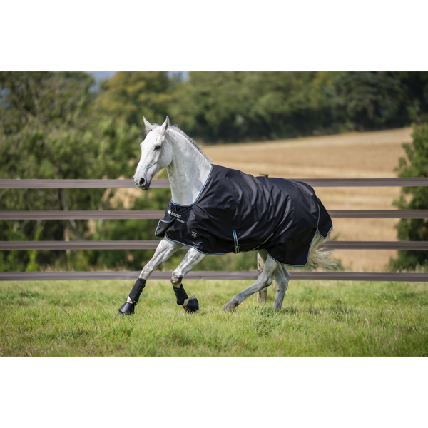 Bucas anniversary turnout 150g med stay dry fôr